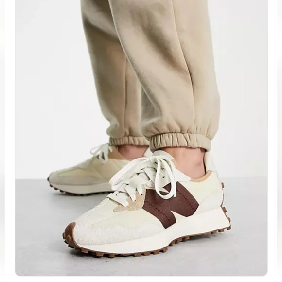 New Balance 327 Size 9 Sneakers Unisex - Picture 8 of 10